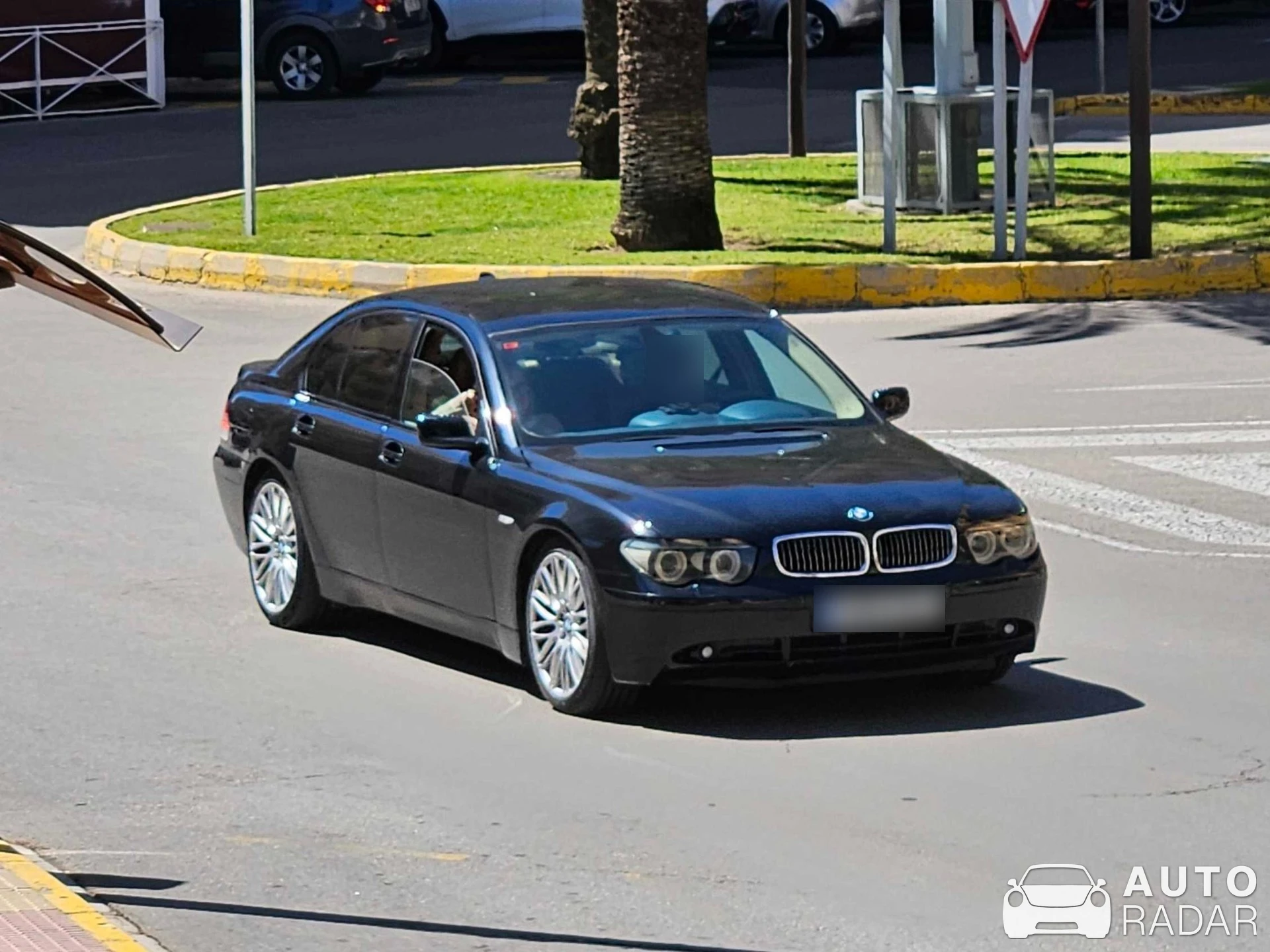 BMW 7 Series E65 spotted in Cullera