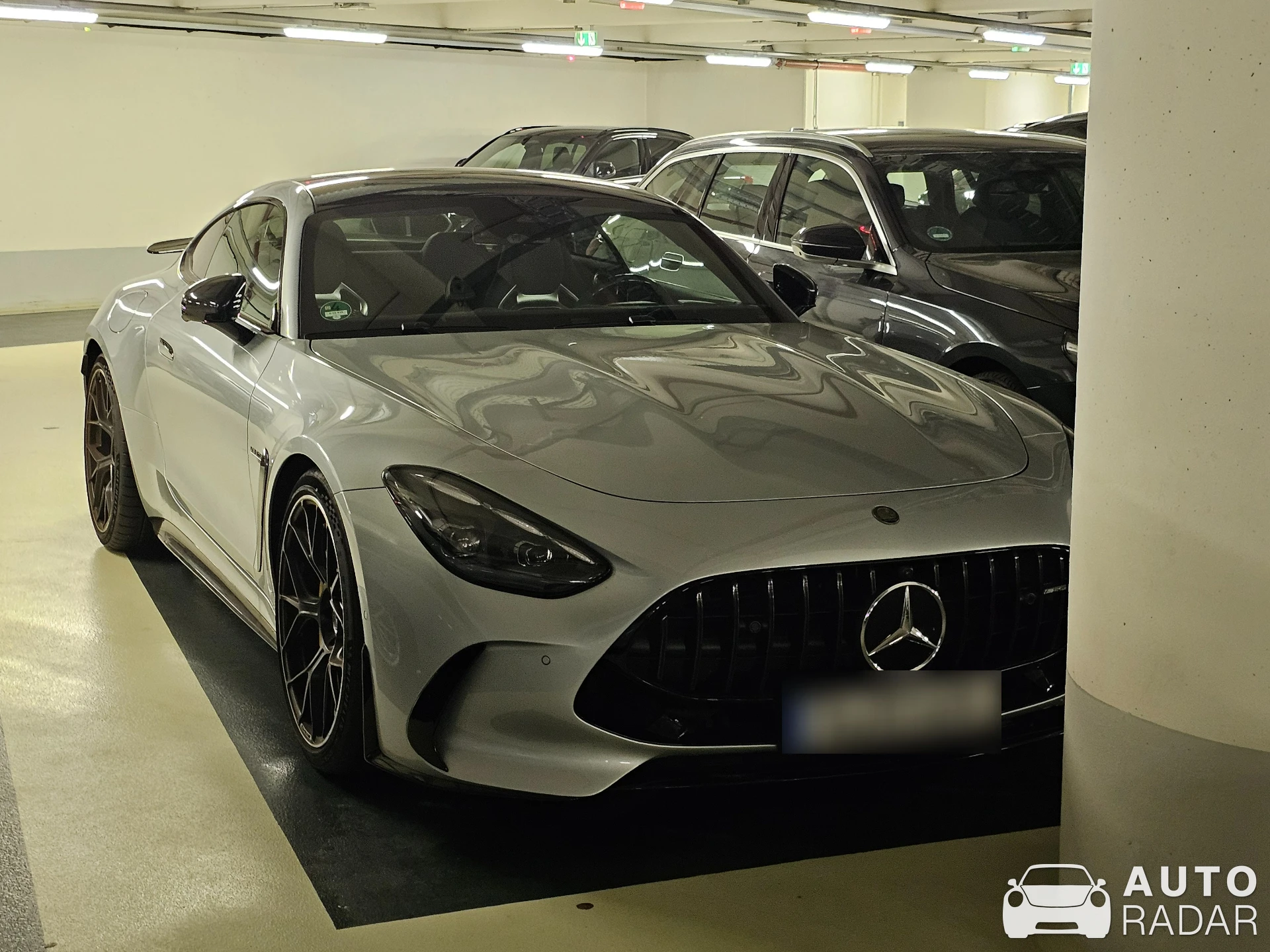 Mercedes-AMG GT 63 spotted in Düsseldorf
