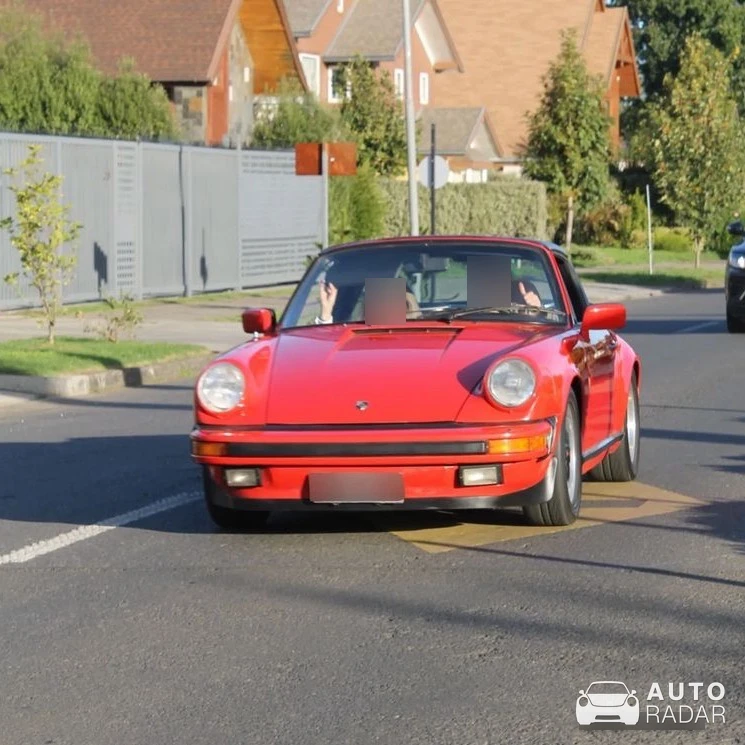 Porsche 911 Carrera spotted in Temuco, Chile