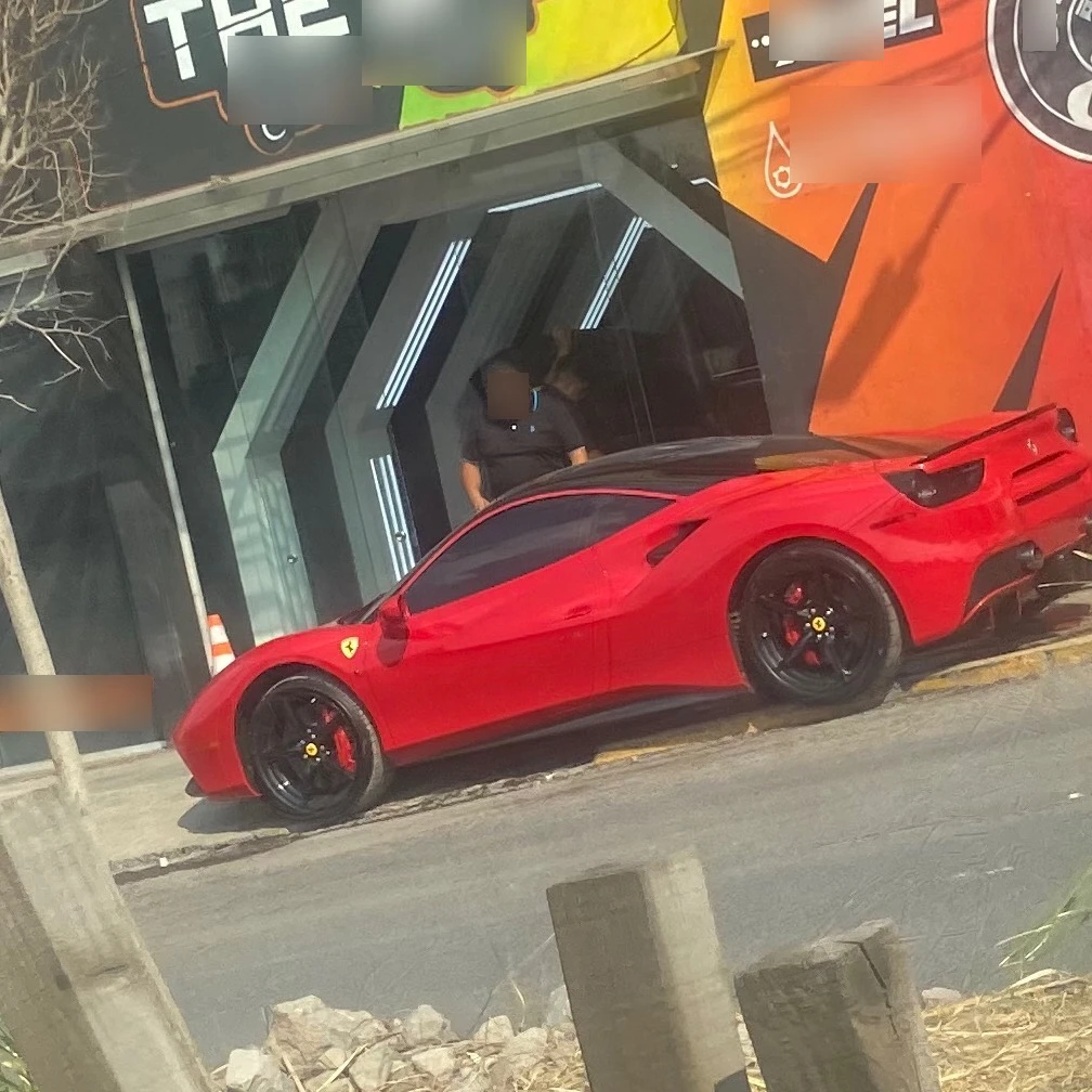 Ferrari 488 spotted in Jilotzingo, Mexico