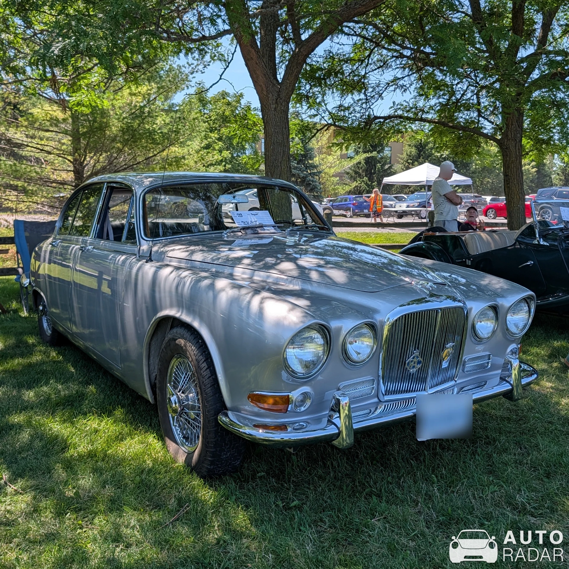 Jaguar 420 spotted in Nepean