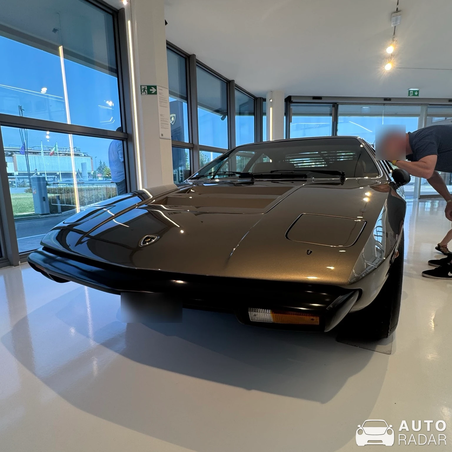 Lamborghini Jarama 400 GT spotted in Sant'Agata Bolognese