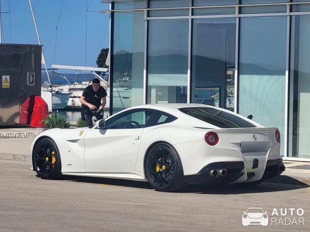 Ferrari F12berlinetta spotted in Preko
