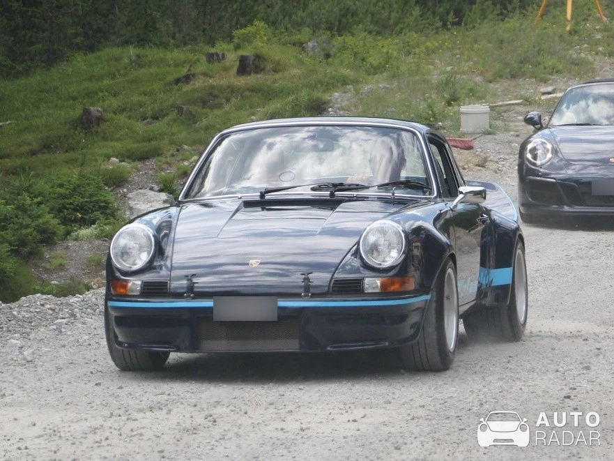 Porsche 911 RSR spotted in Zernez