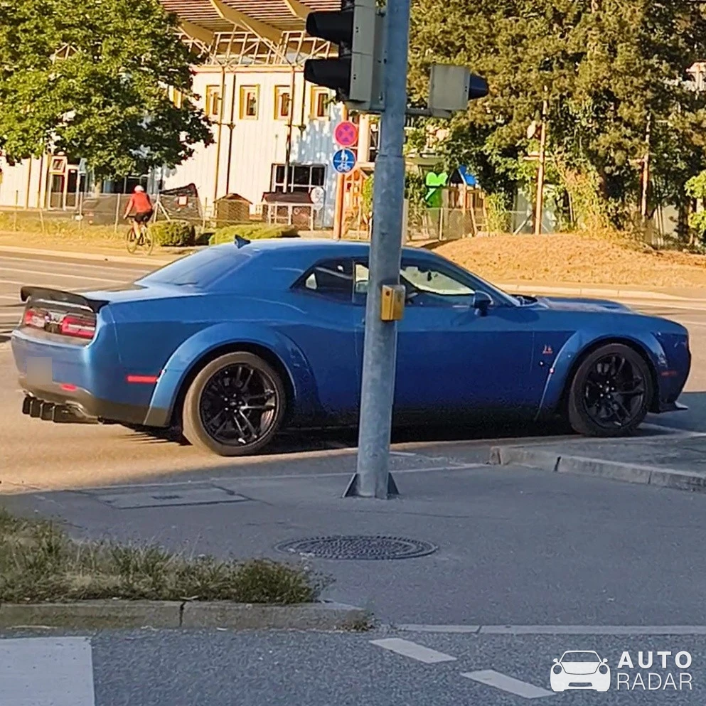 Dodge Challenger spotted in Weingarten