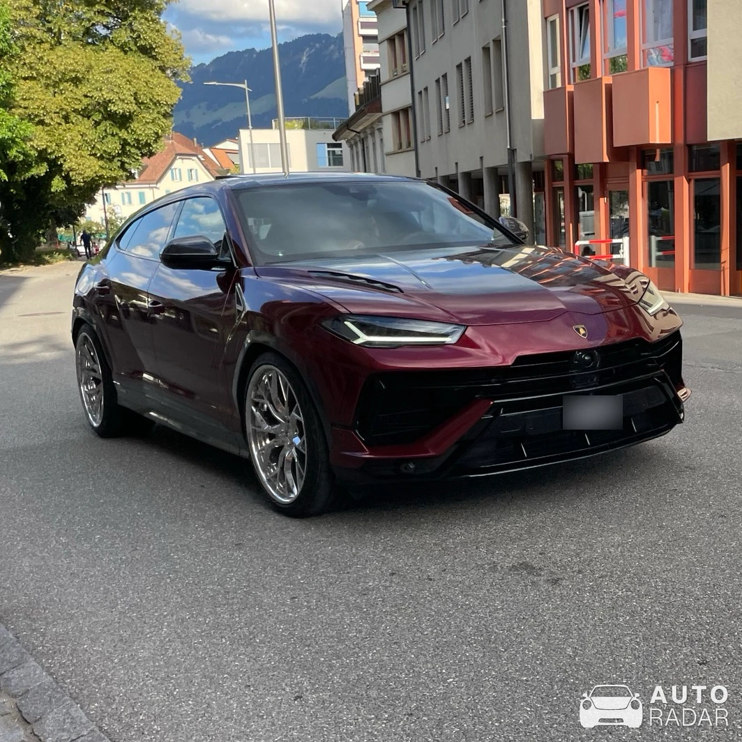 Lamborghini Urus S spotted in Montreux