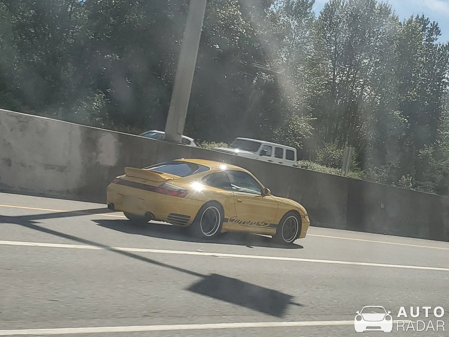 Porsche 996 Carrera 4 spotted in Delta