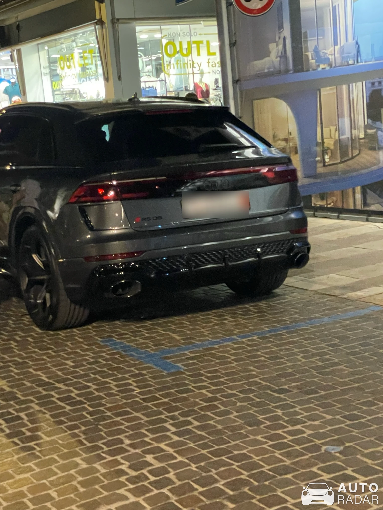 Audi RS Q8 spotted in Lido di Jesolo