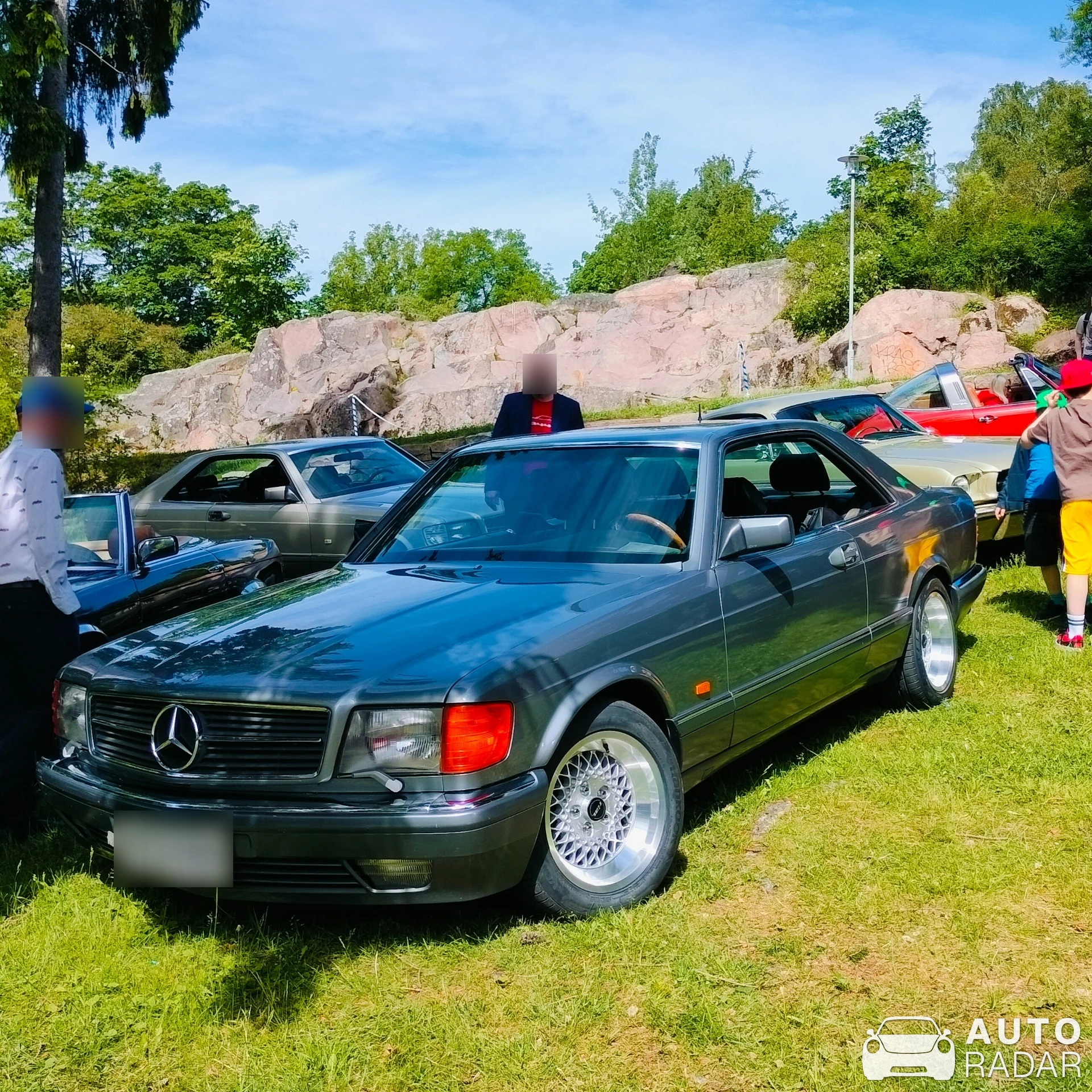 Mercedes-Benz 560 SEC spotted in Turku