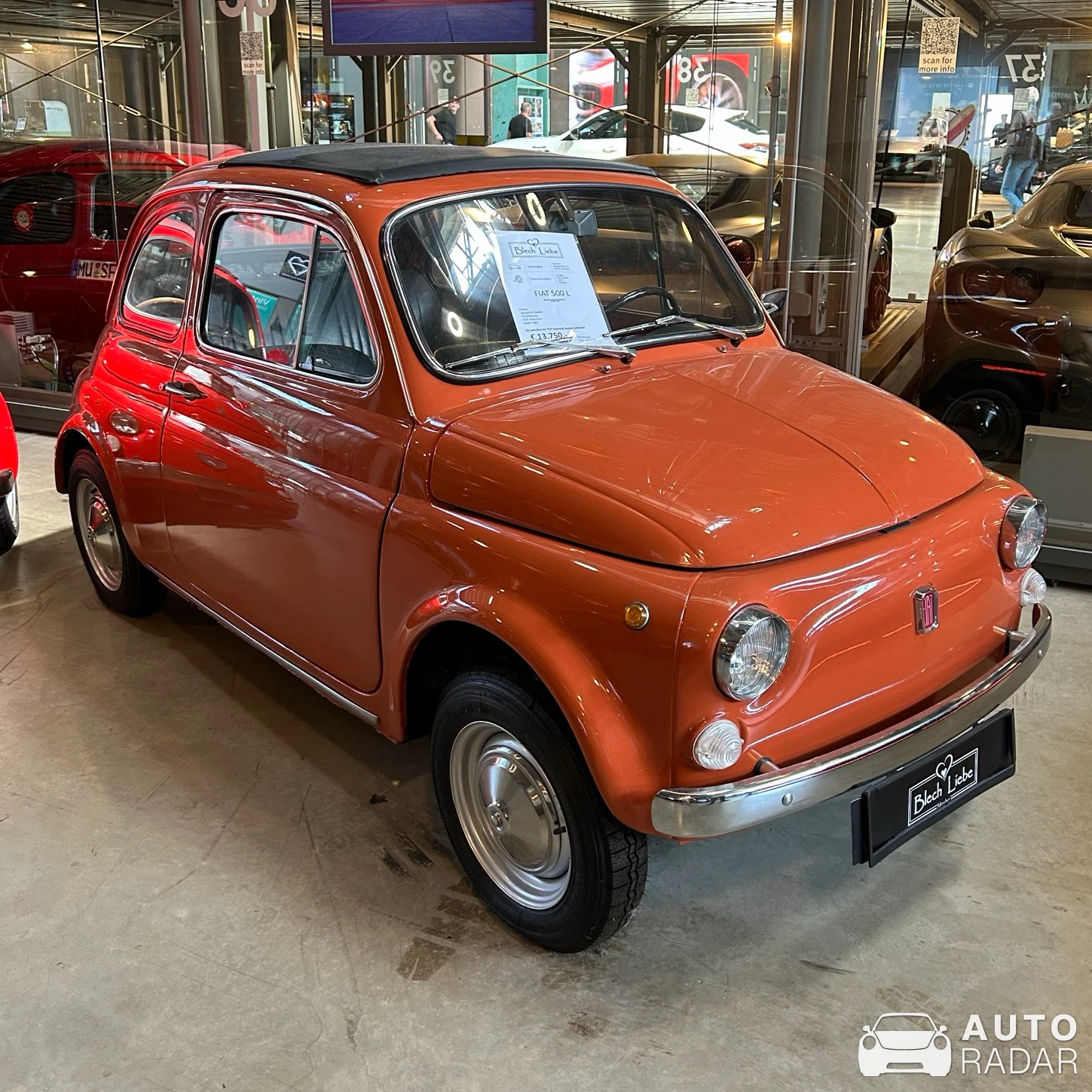 Fiat 500 L spotted in München