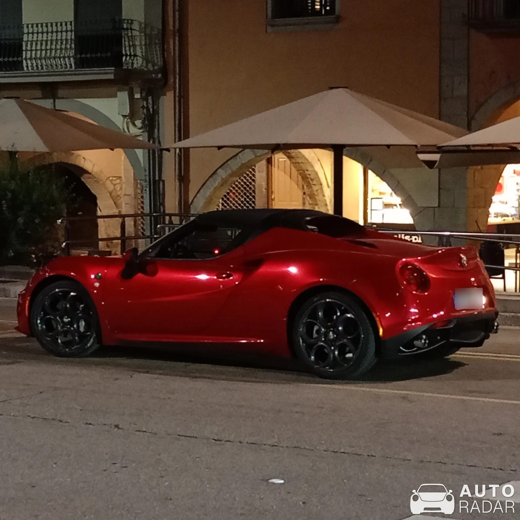 Alfa Romeo 4C Coupé spotted in Girona, Spain