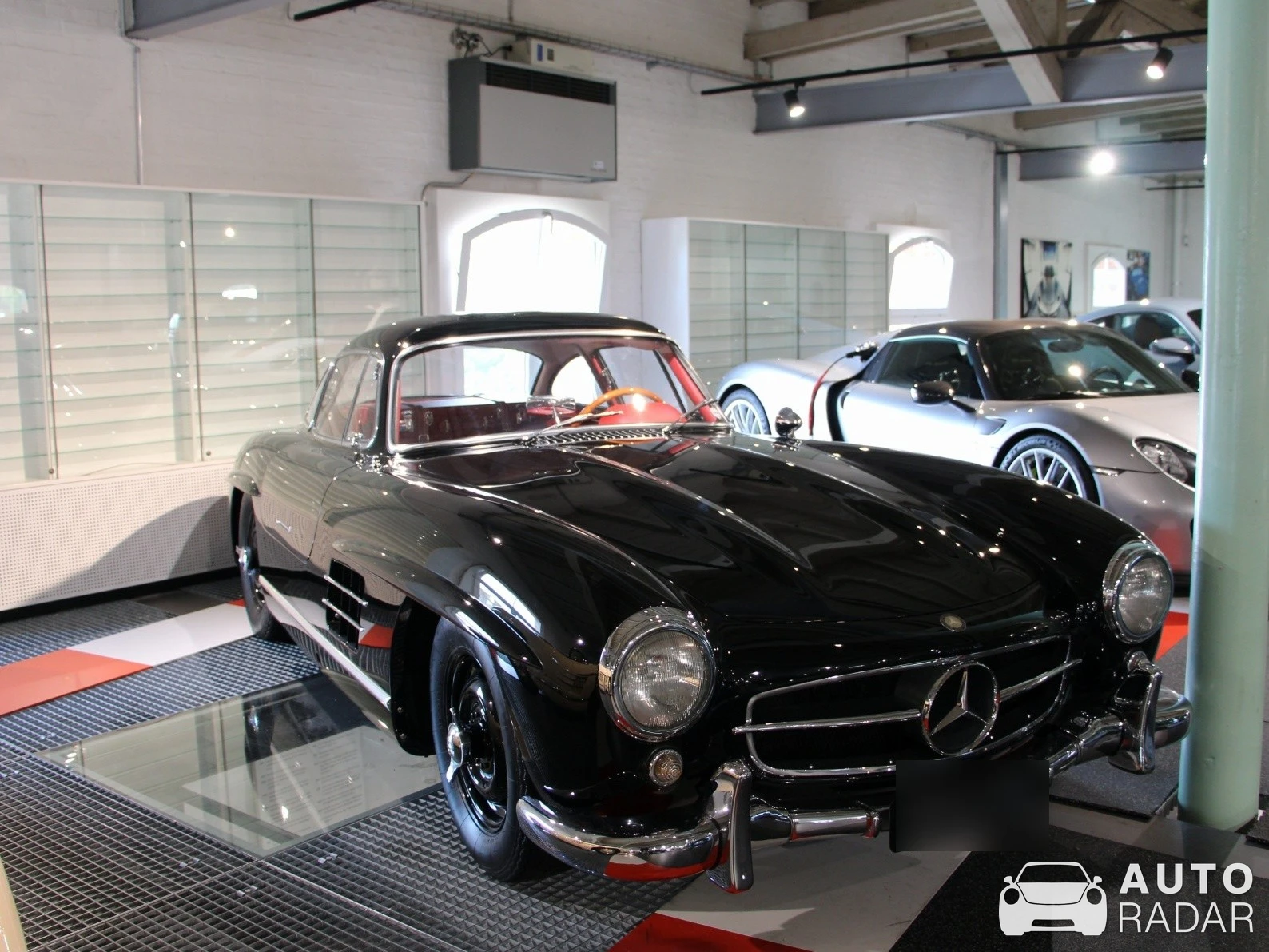 Mercedes-Benz 300SL Gullwing spotted in Romanshorn