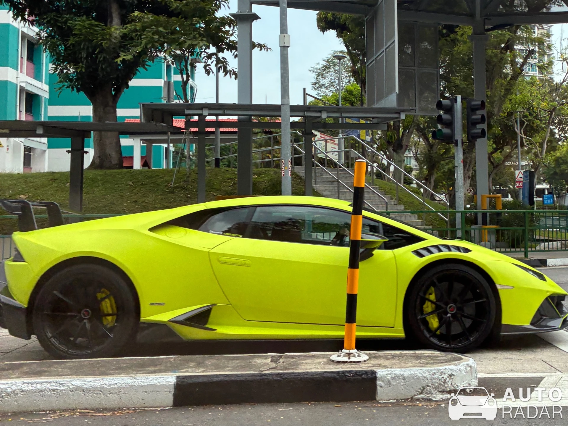 Lamborghini Huracán LP640-4 EVO 1016 Industries spotted in Singapore
