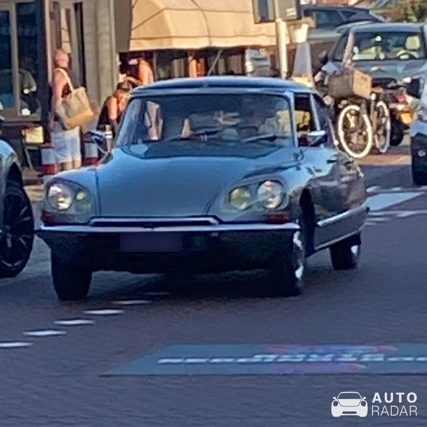 Citroën DS spotted in Alkmaar