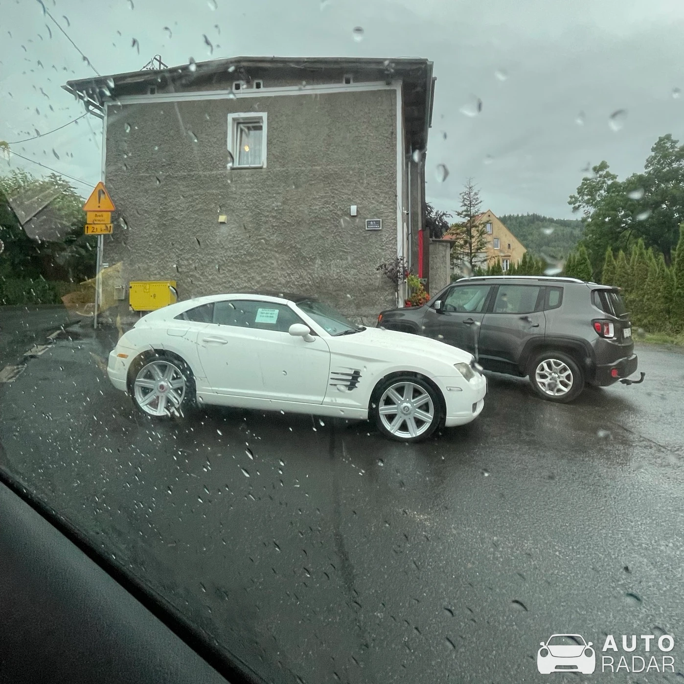 Chrysler Crossfire SRT-6 spotted in Miłków