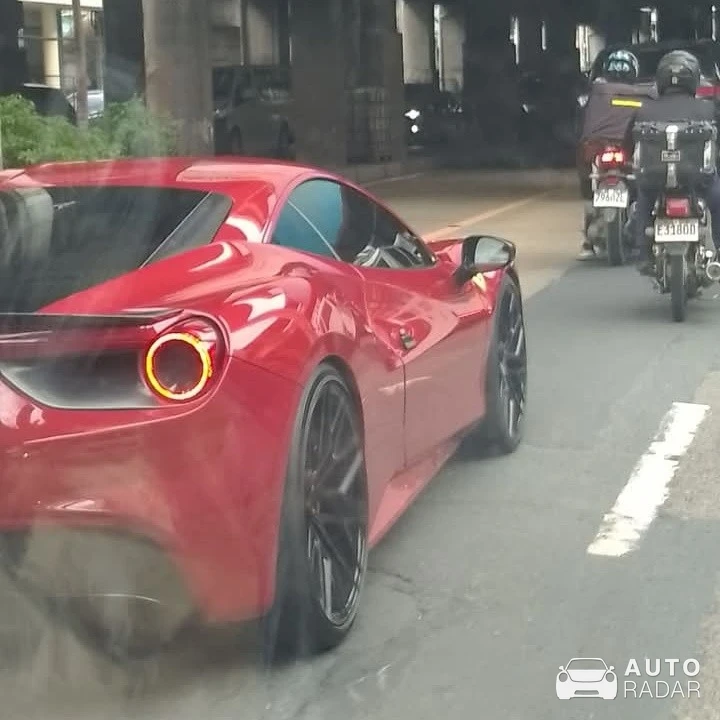Ferrari 488 GTB spotted in Taguig