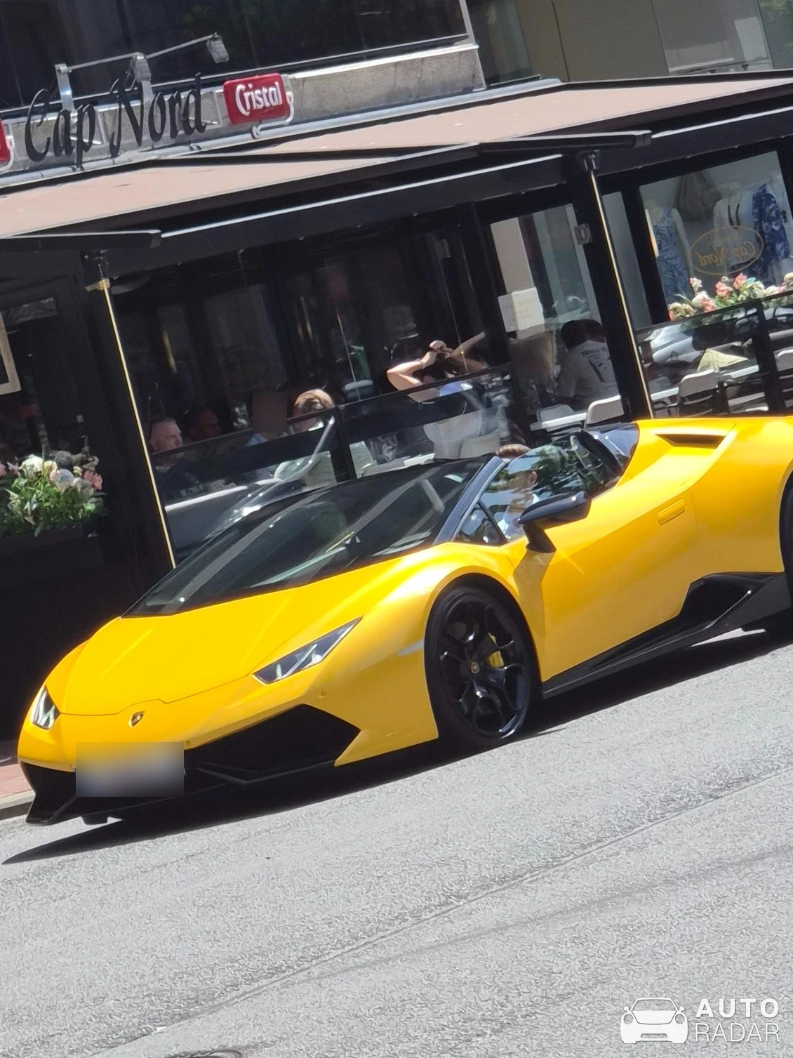 Lamborghini Huracán LP610-4 Spyder spotted in Knokke-Heist