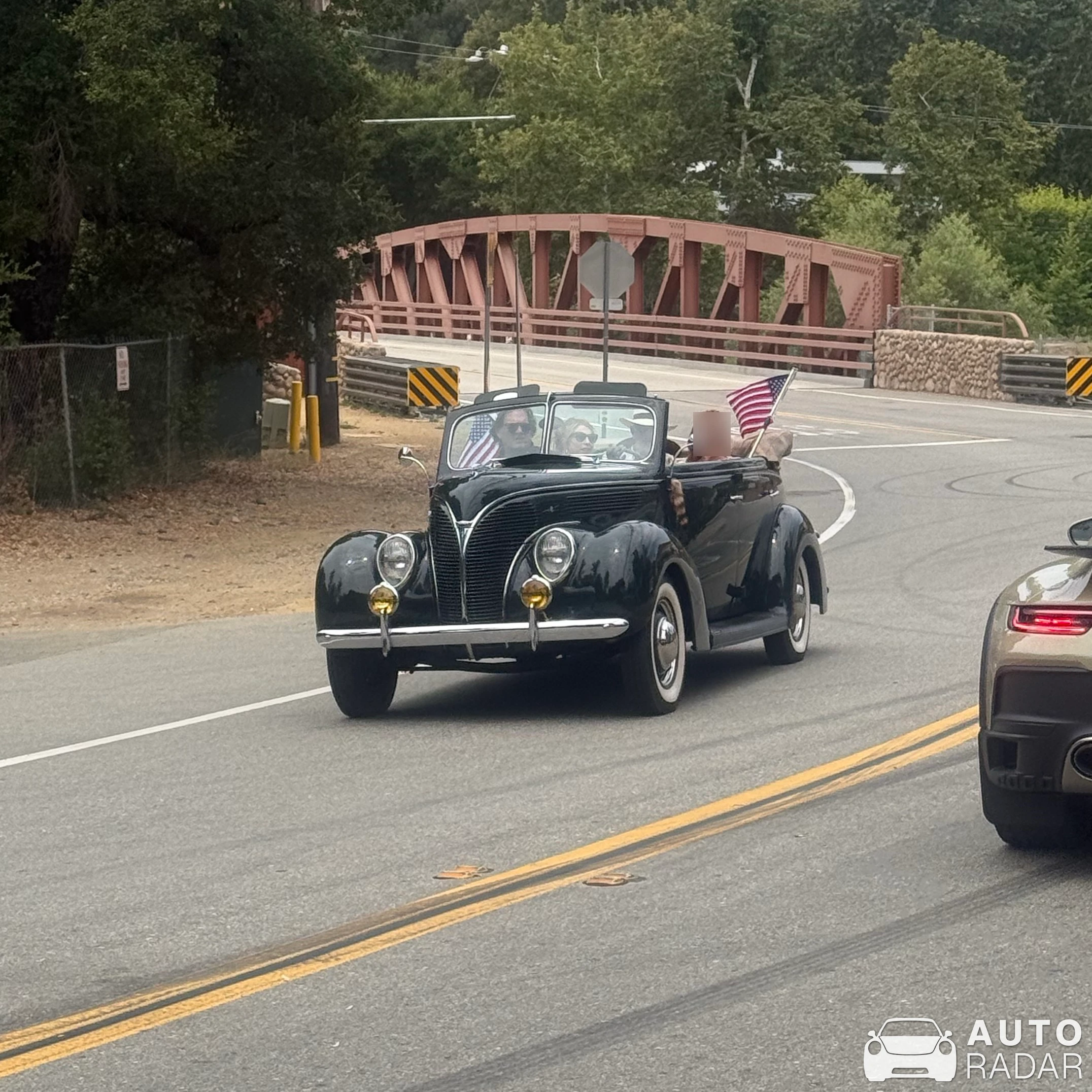 Ford Super DeLuxe Convertible 1946 spotted in Agoura Hills