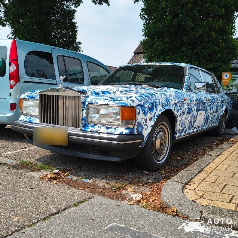 Rolls-Royce Flying Spur spotted in Heerde, Netherlands