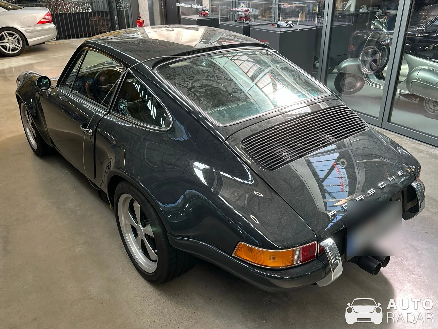 Porsche 964 Backdate spotted in München
