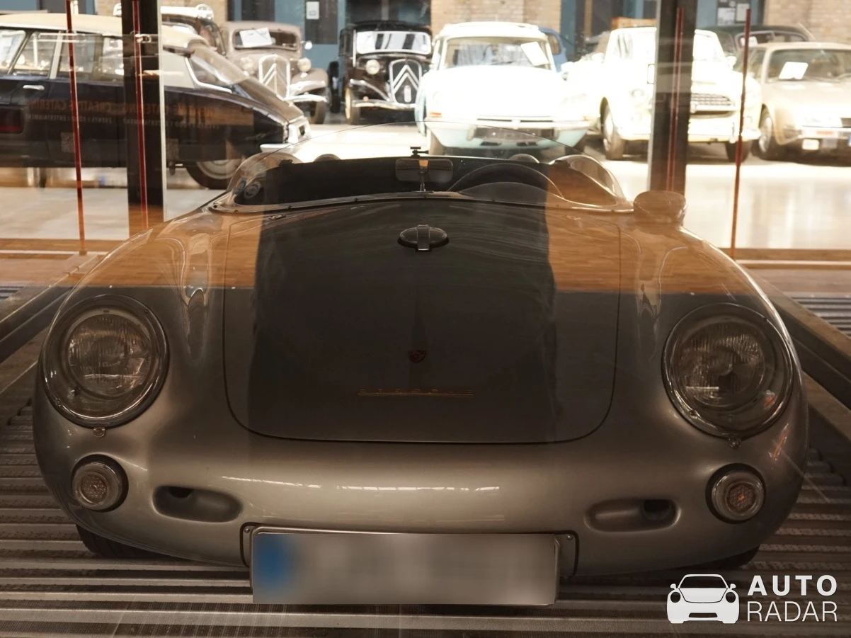 Porsche 550 Spyder spotted in Berliini, Saksa