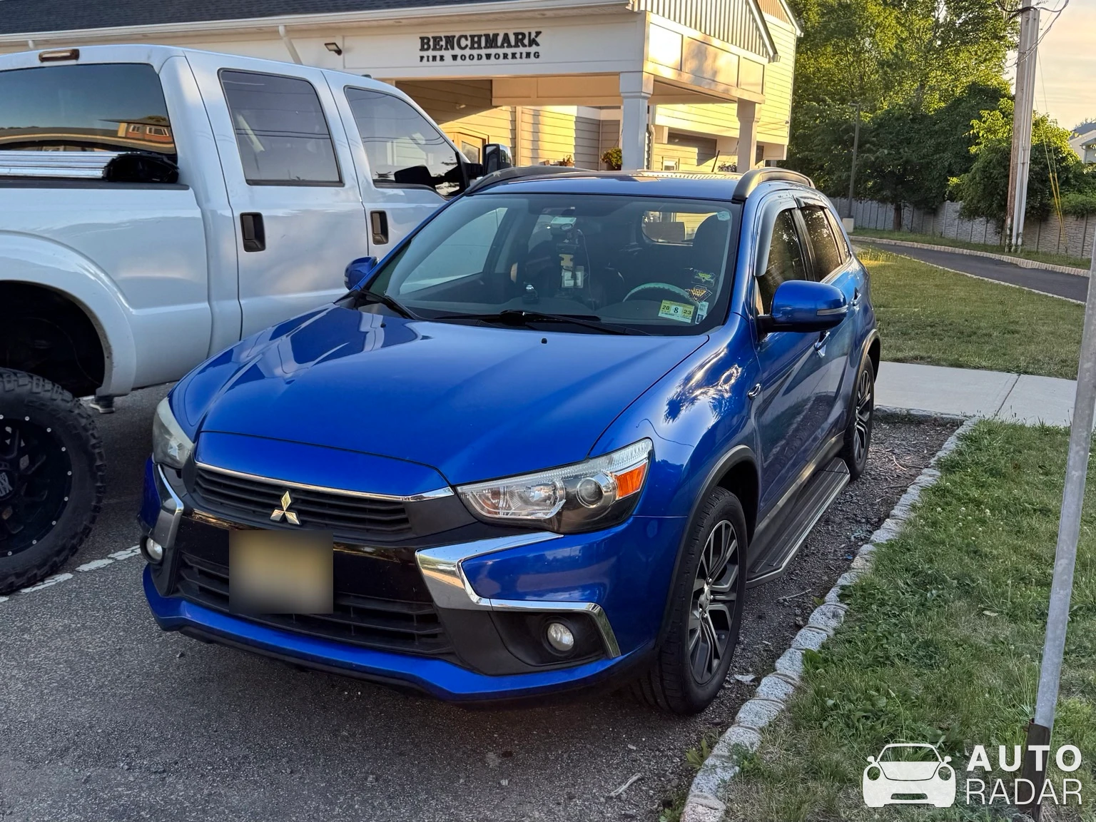 Mitsubishi Outlander spotted in Flemington