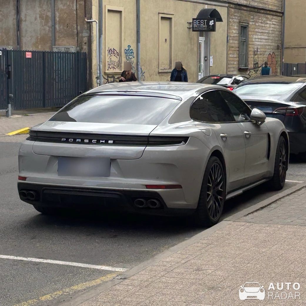 Porsche 971 Panamera GTS spotted in Riika