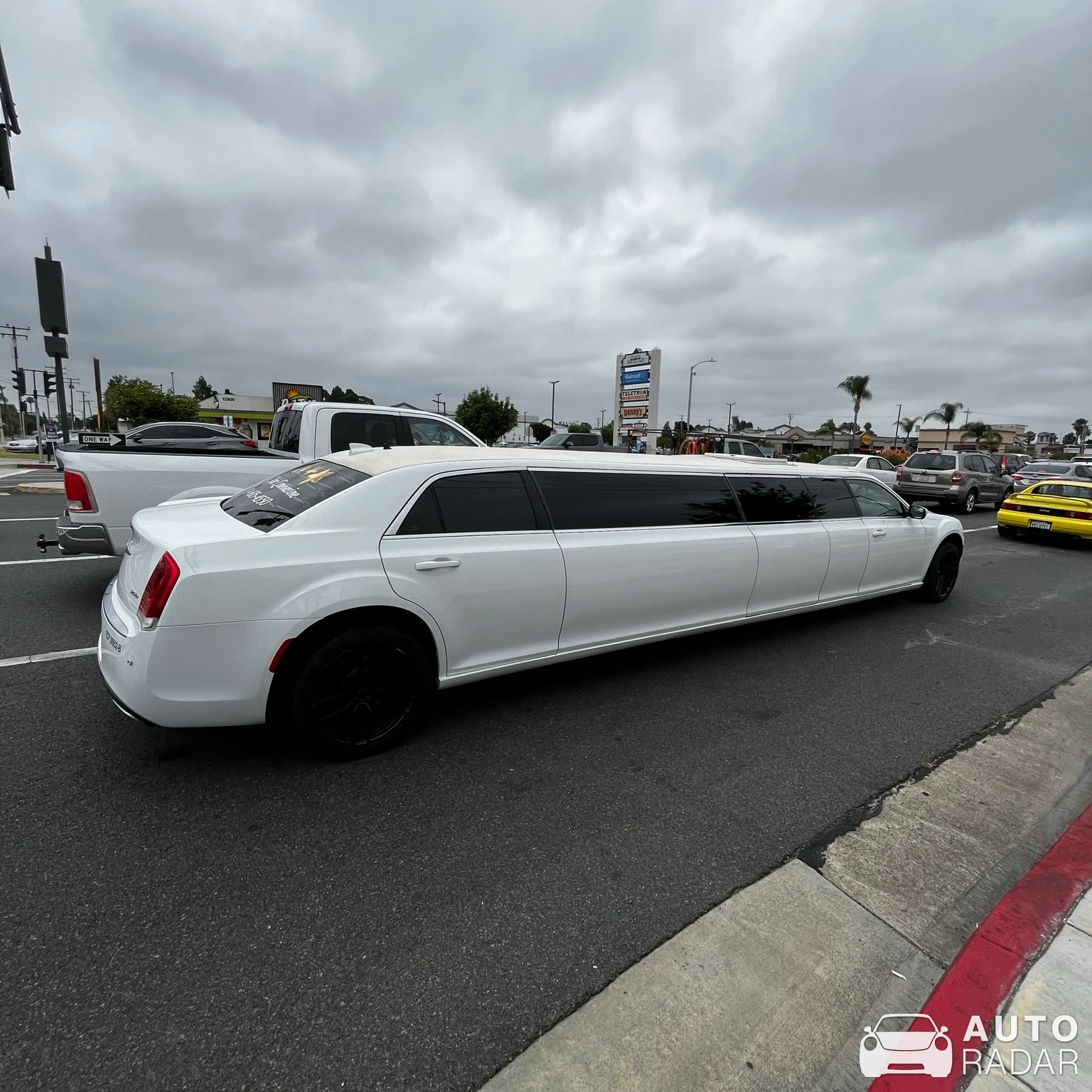 Chrysler 300 Limousine spotted in Stanton
