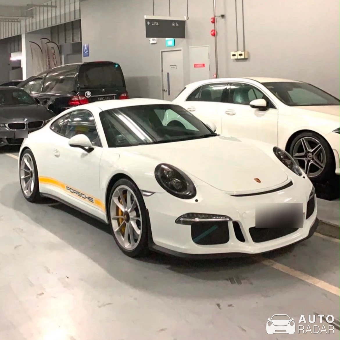 Porsche 991 R spotted in Singapore