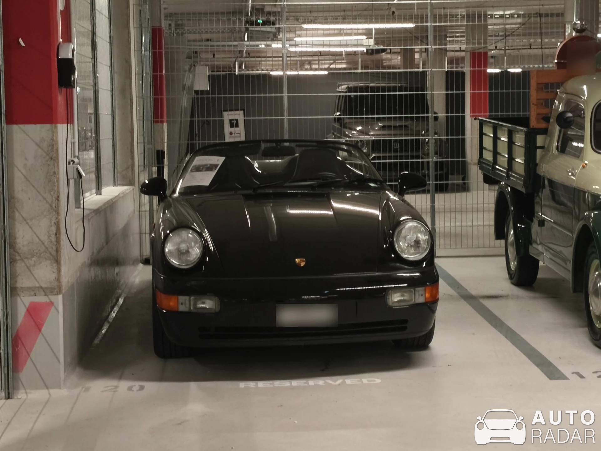 Porsche 964 Speedster spotted in München