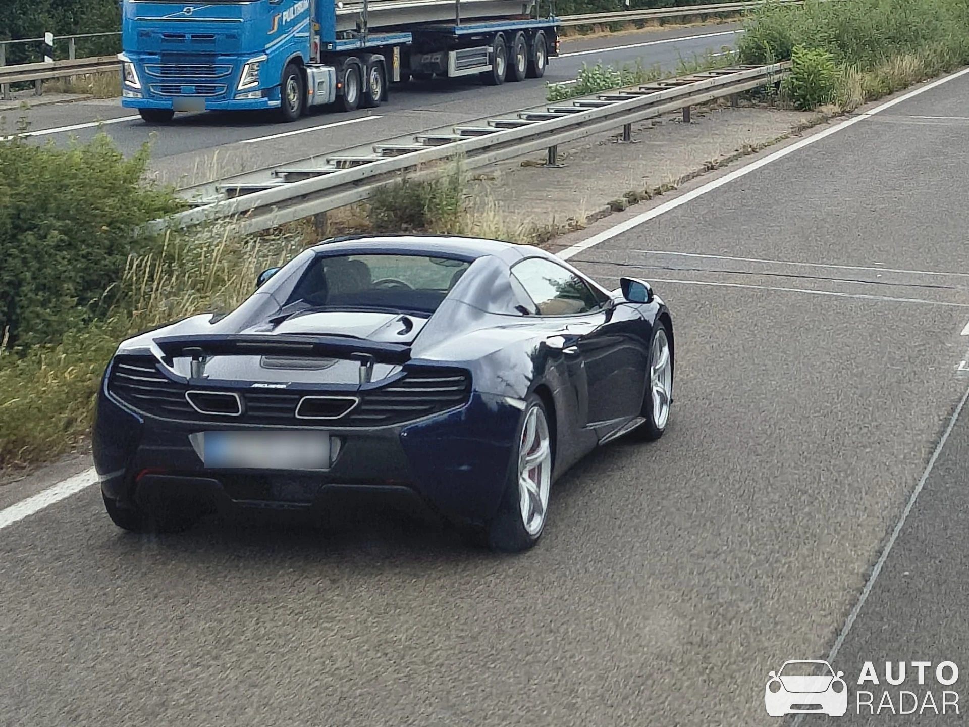 McLaren 12C spotted in Chojnów