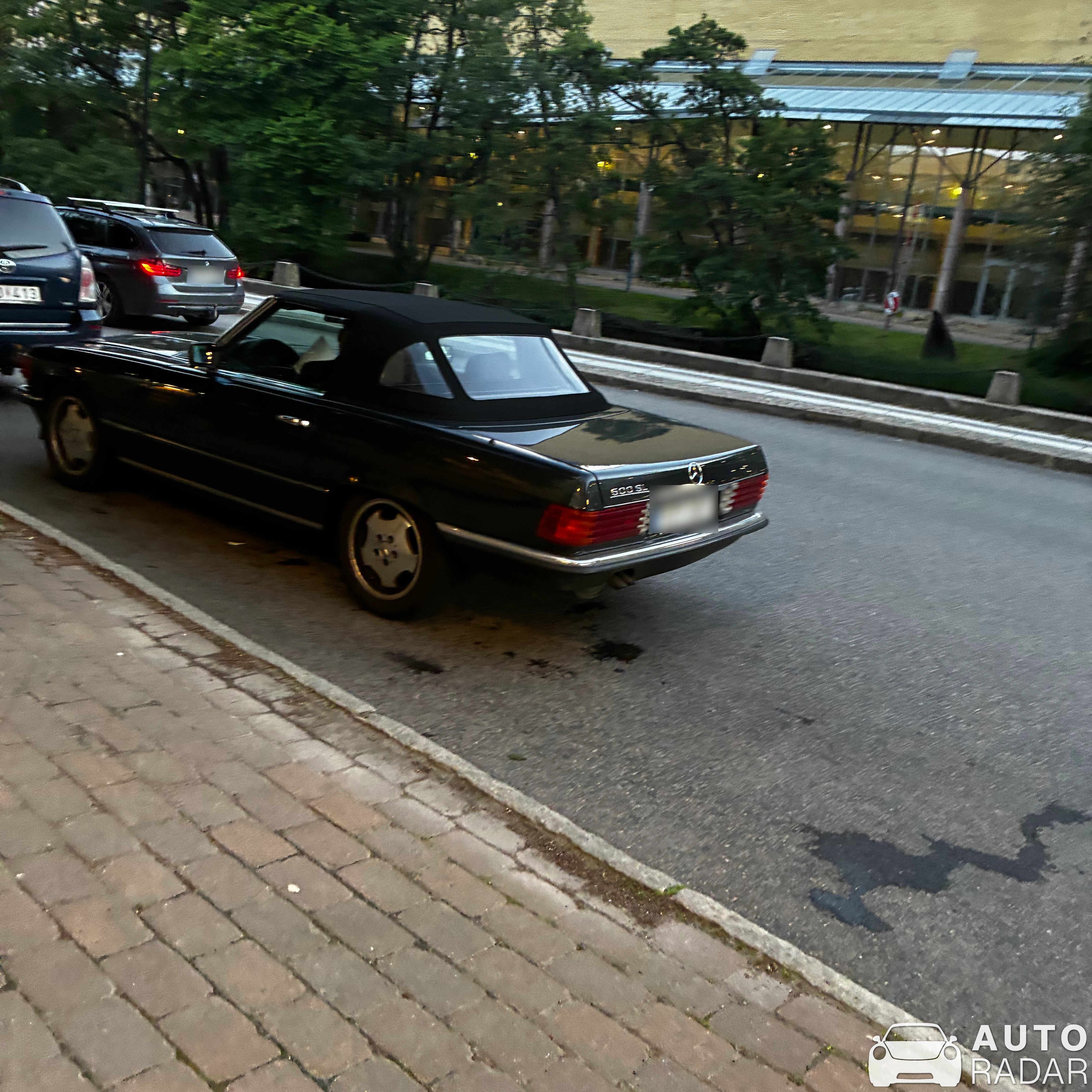Mercedes-Benz SL 500 spotted in Göteborg, Sverige