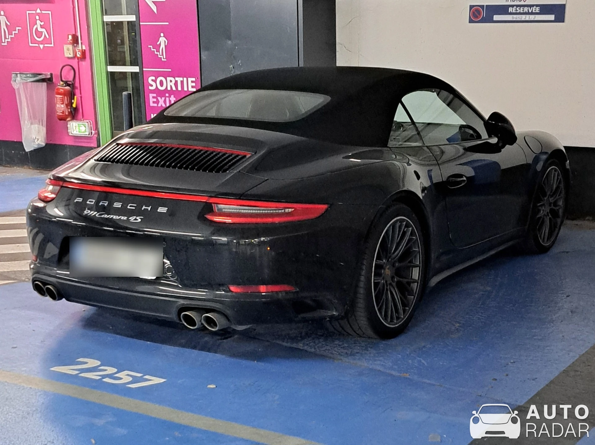 Porsche 991 Carrera 4S Cabriolet MkII spotted in Paris
