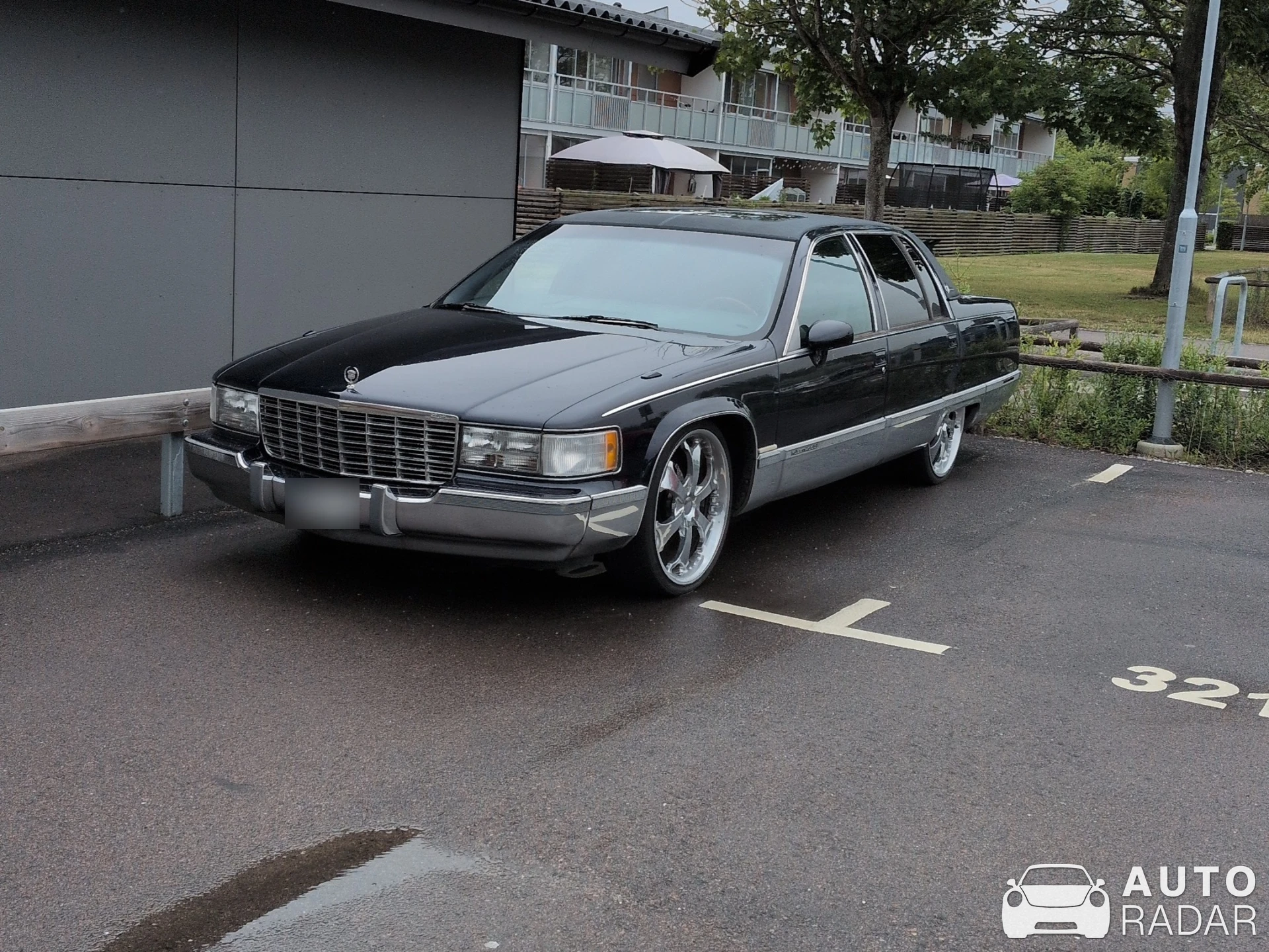 Cadillac Fleetwood spotted in Vellinge