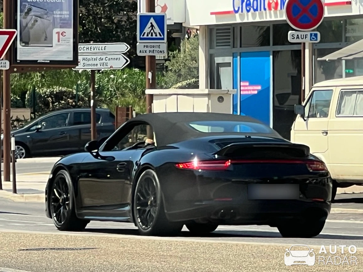 Porsche 991 Carrera Cabriolet MkII spotted in Le Cannet