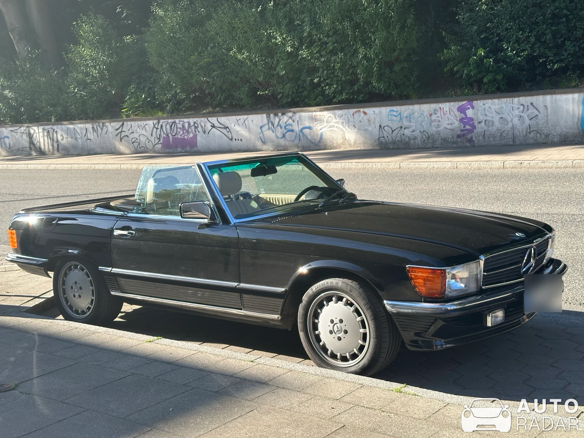 Mercedes-Benz 300SL R107 spotted in Tornesch