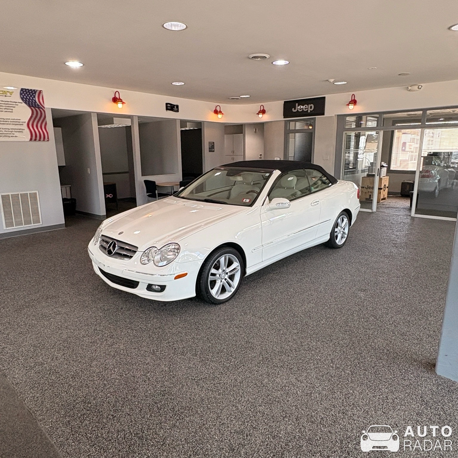 Mercedes-Benz E-Klasse Cabriolet A207 2013 spotted in Somersworth