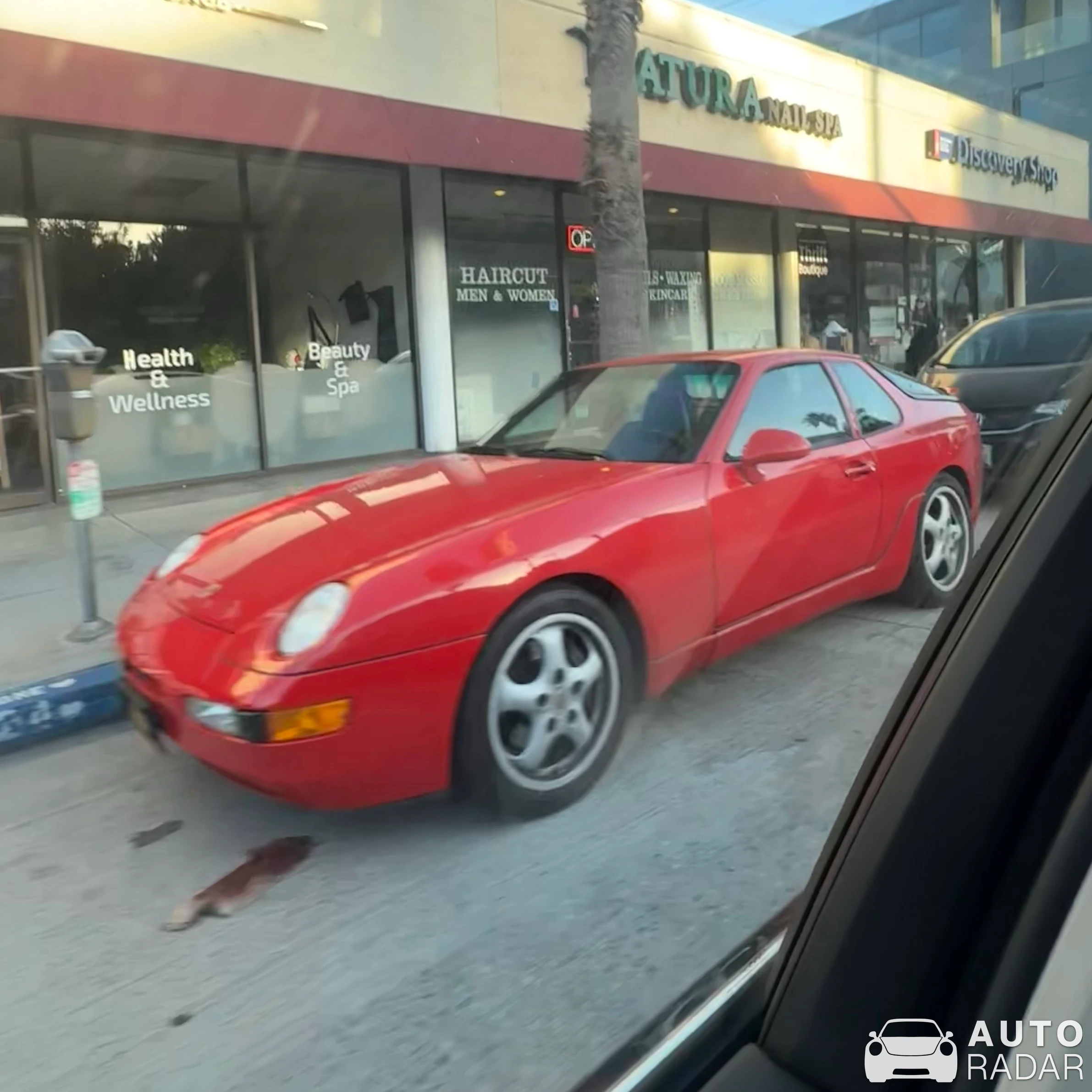 Porsche 968 spotted in Santa Monica
