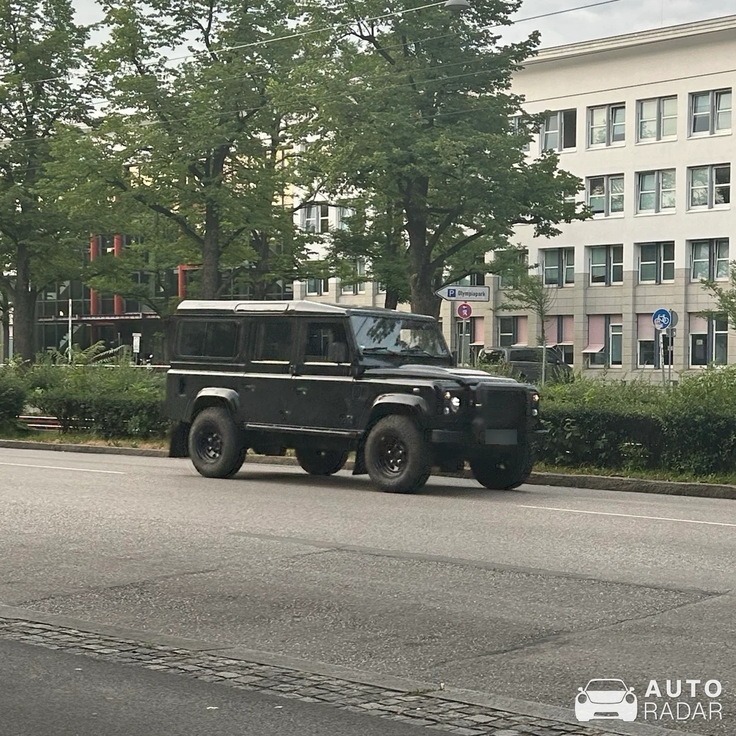 Land Rover Defender 110 spotted in München