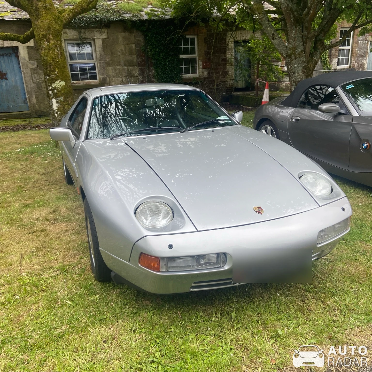 Porsche 928 spotted in Longford