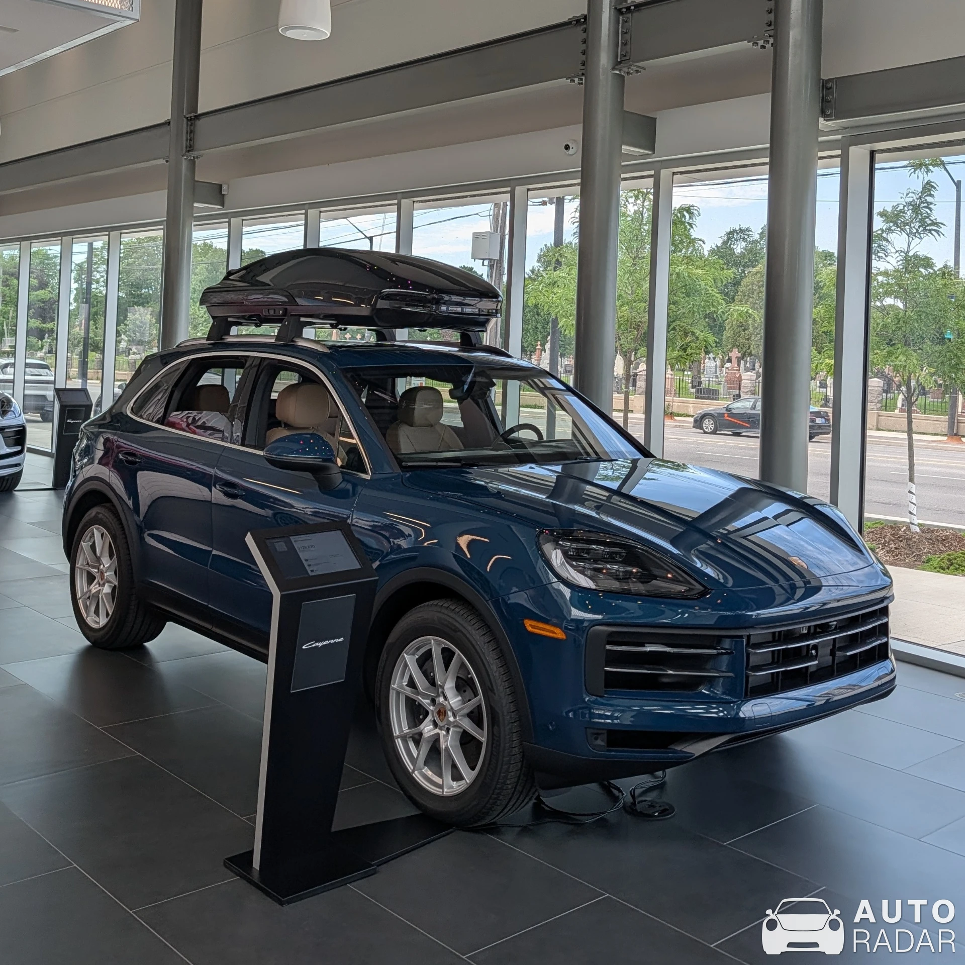 Porsche Cayenne S spotted in Ottawa