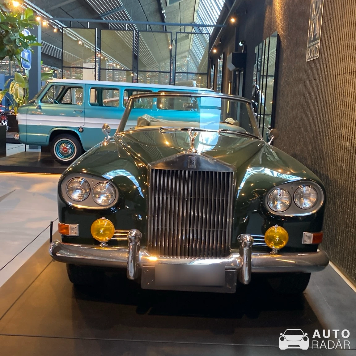 Rolls-Royce Silver Cloud spotted in Bagsværd