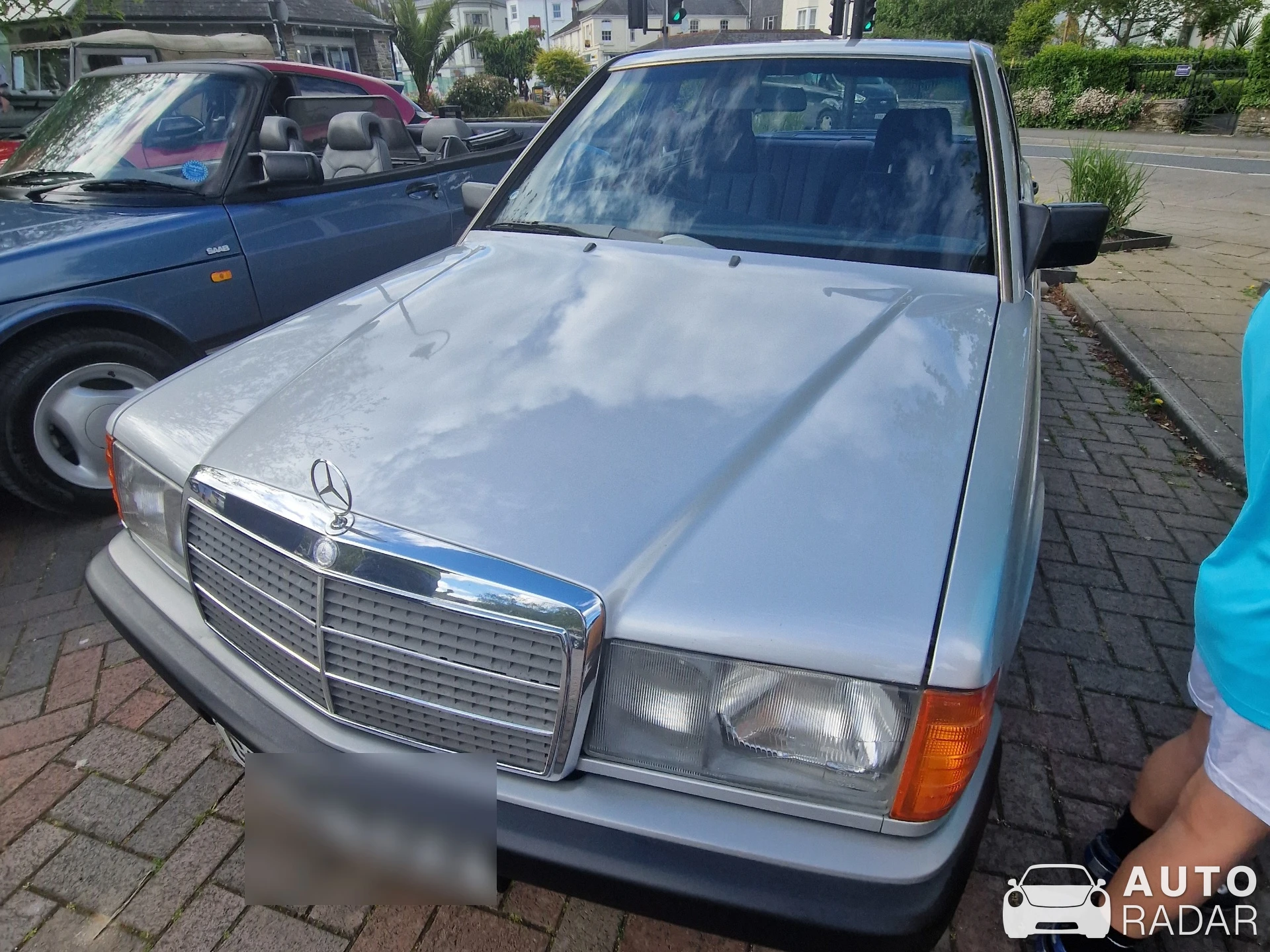 Mercedes-Benz 190E spotted in Kingsbridge