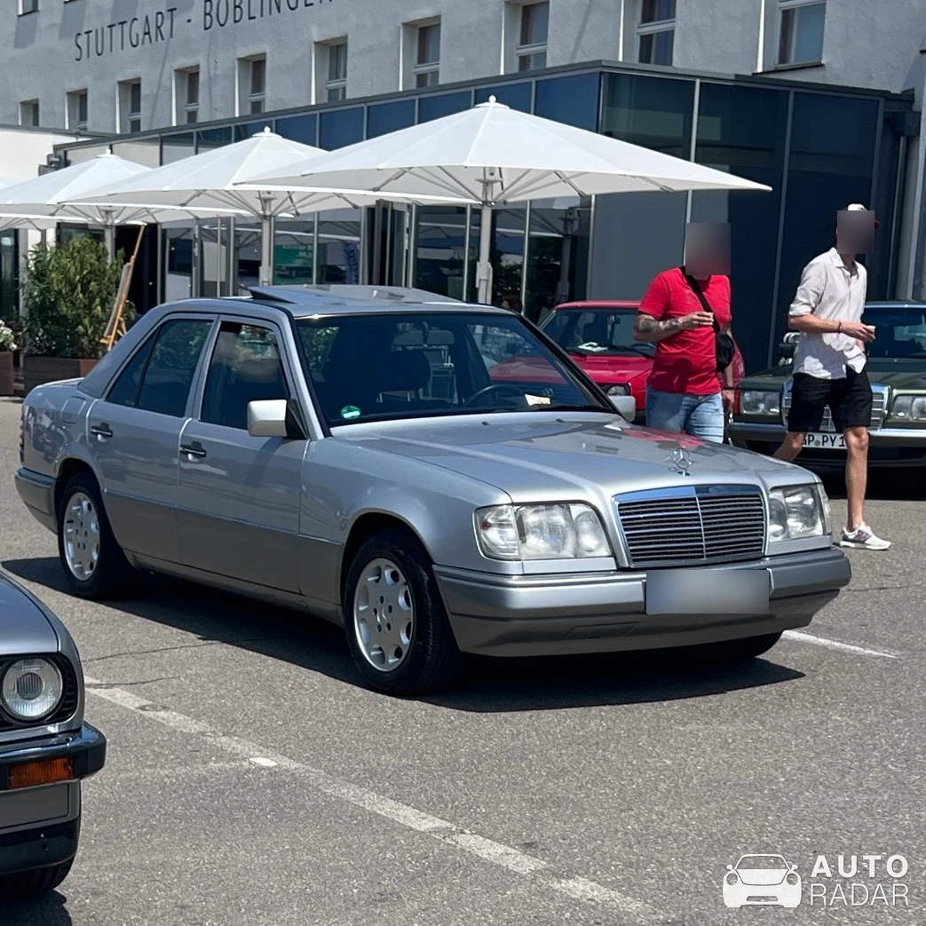 Mercedes-Benz S600 V12 BiTurbo W221 spotted in Böblingen