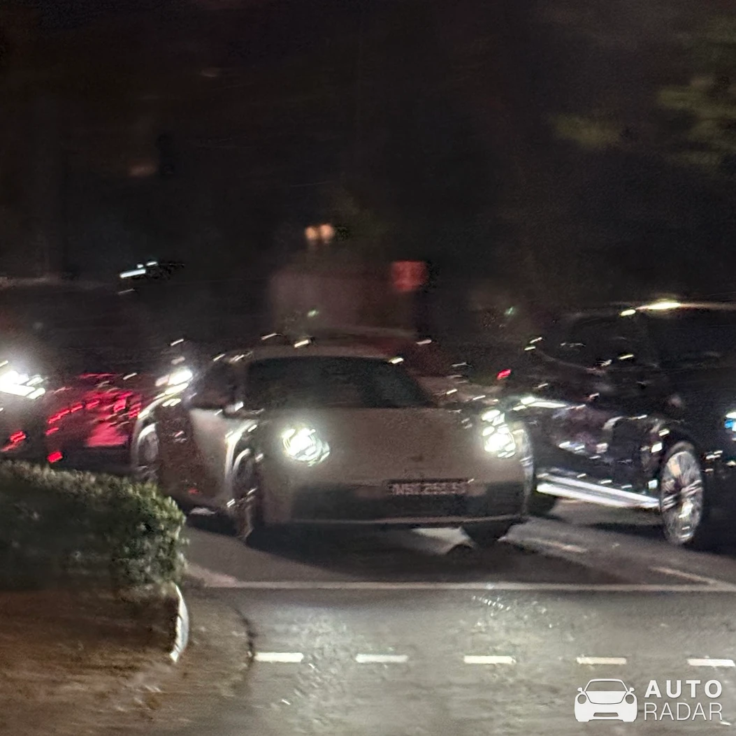 Porsche 992 Carrera MkII spotted in Singapore