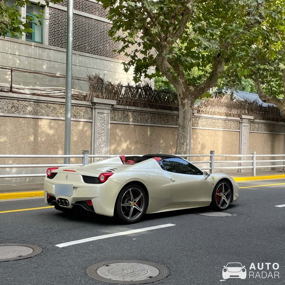 Ferrari 458 Spider spotted in Edinburgh