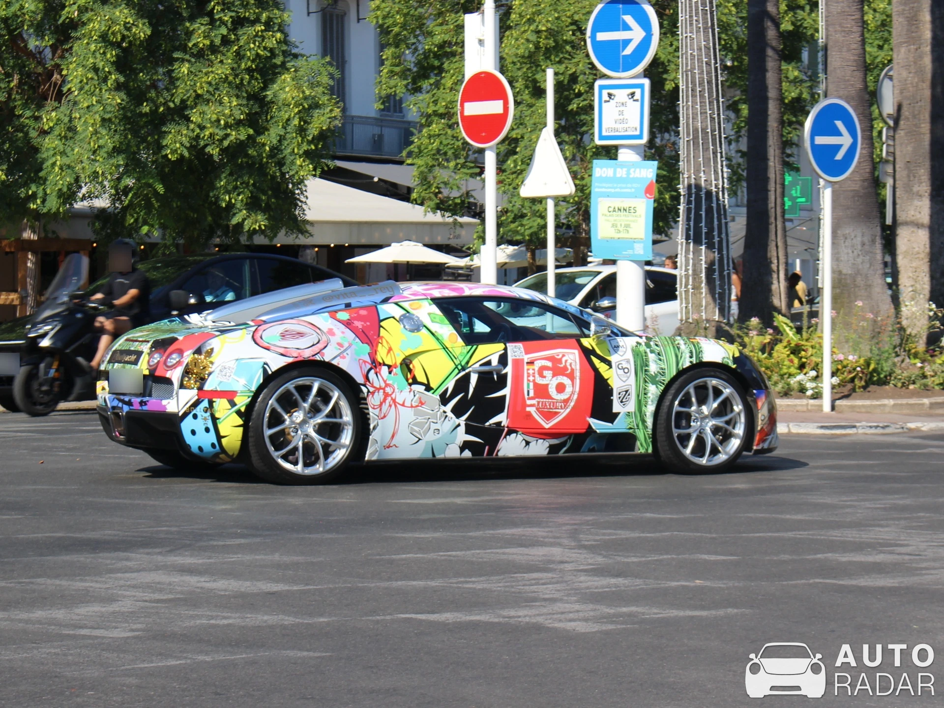 Bugatti Veyron 16.4 spotted in Cannes, France