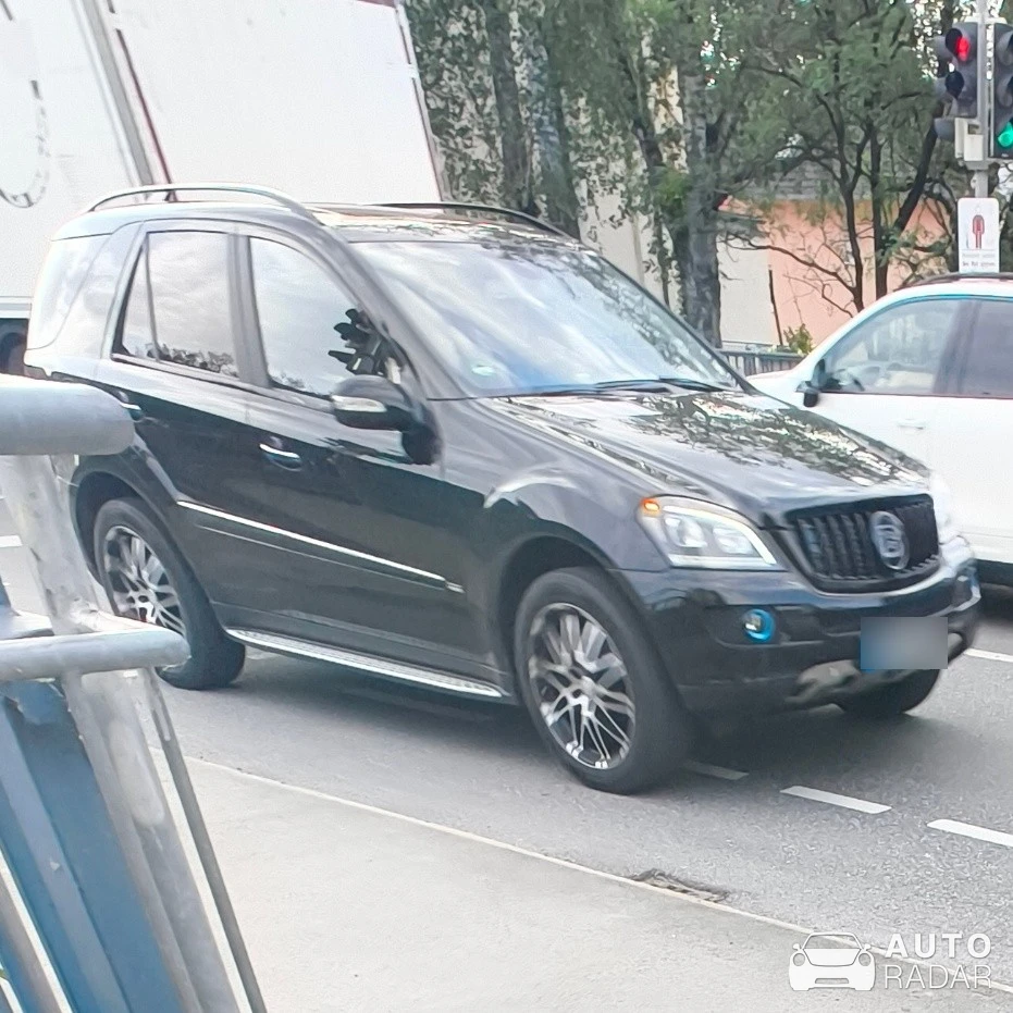 Mercedes-Benz ML 63 AMG W164 spotted in Baienfurt