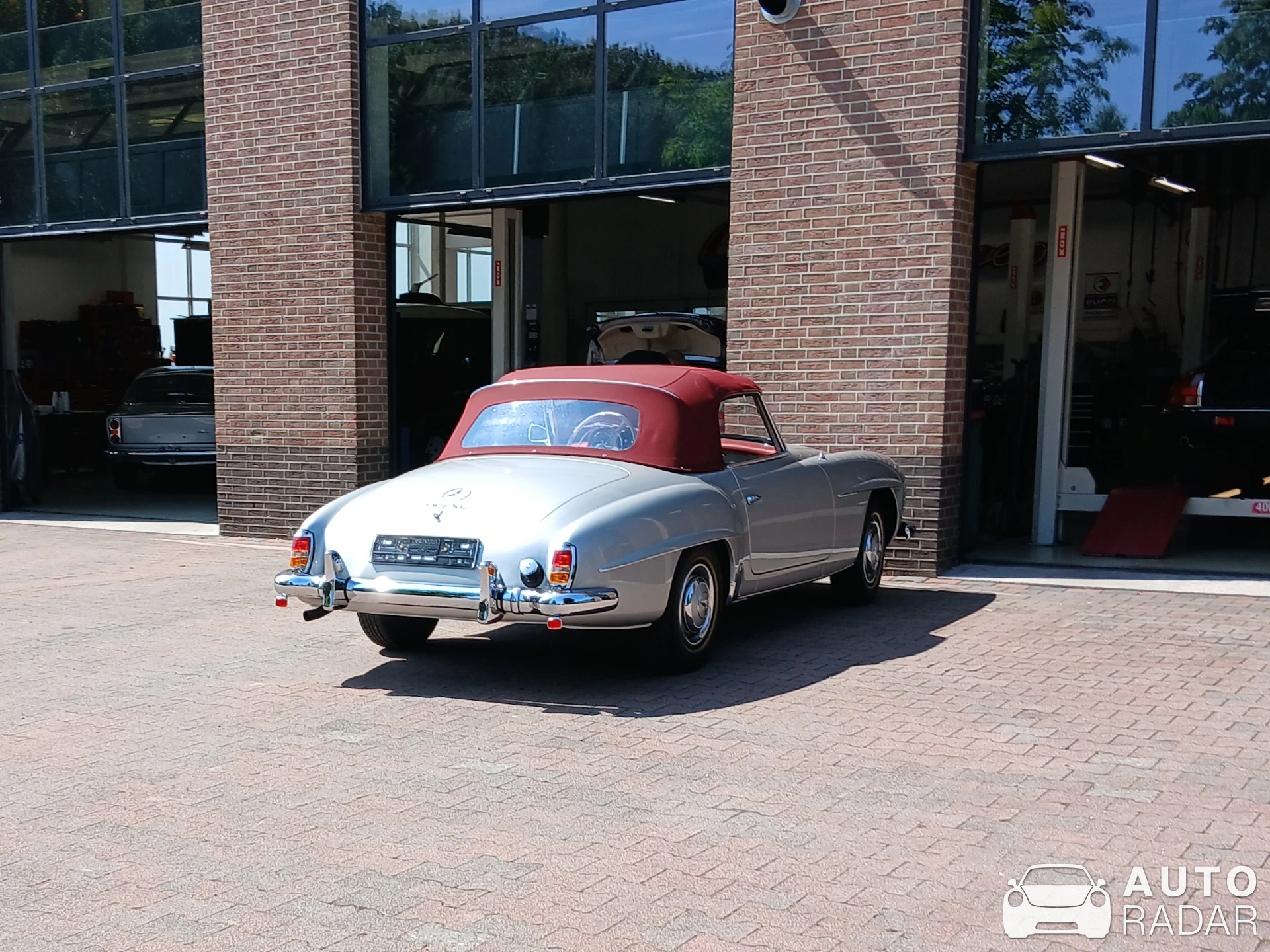 Mercedes-Benz SL-Klasse spotted in Brummen