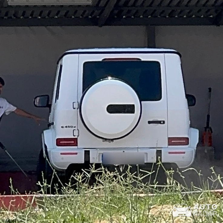 Mercedes-Benz G 450d spotted in Nikiti